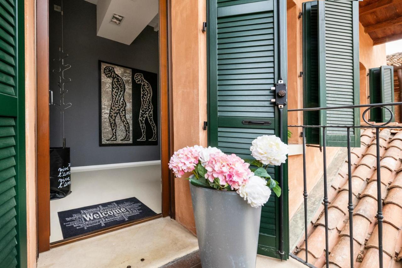 הוילה Charming Flat In Centro A Ferrara Con Posto Auto מראה חיצוני תמונה