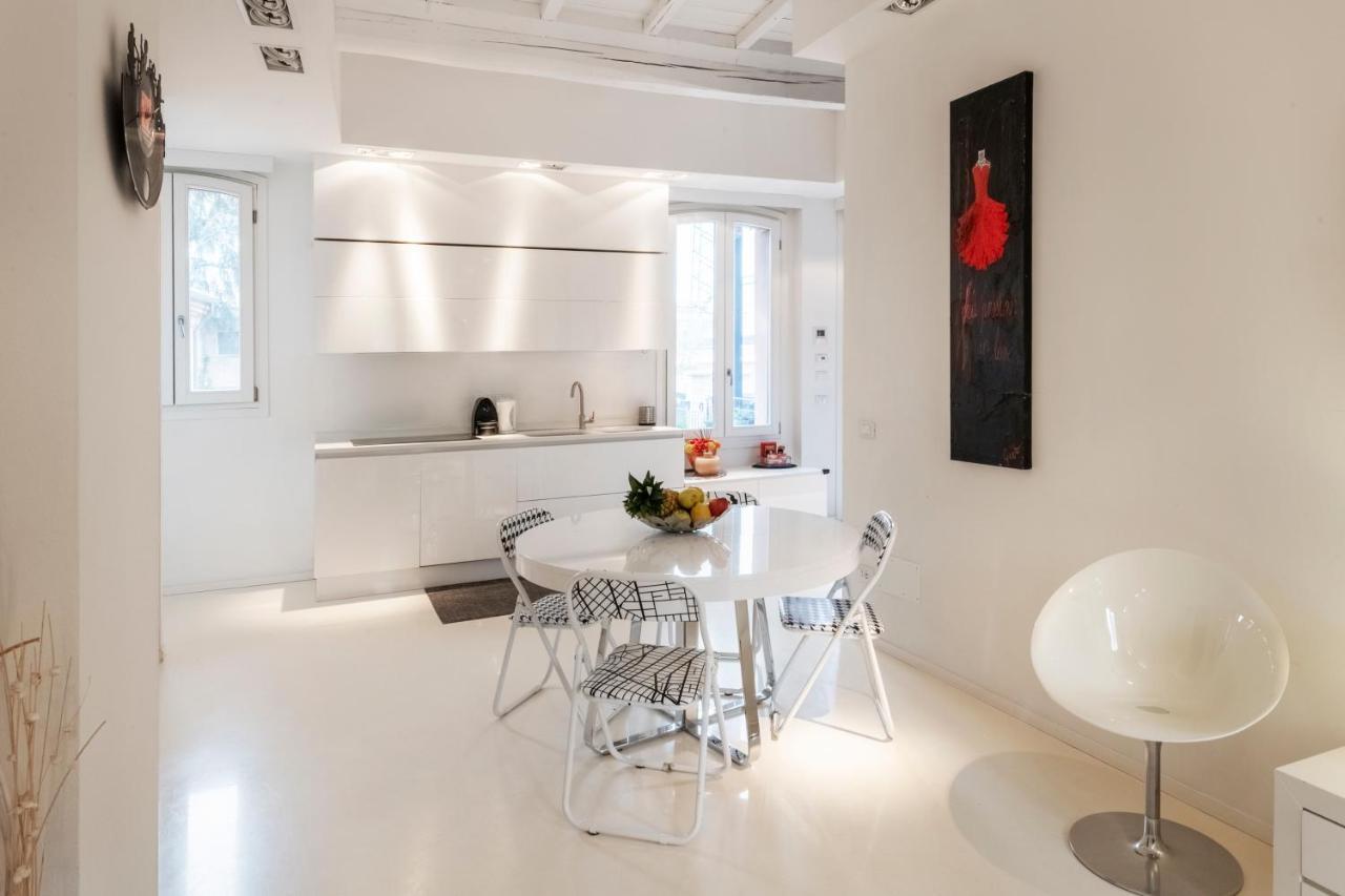 הוילה Charming Flat In Centro A Ferrara Con Posto Auto מראה חיצוני תמונה